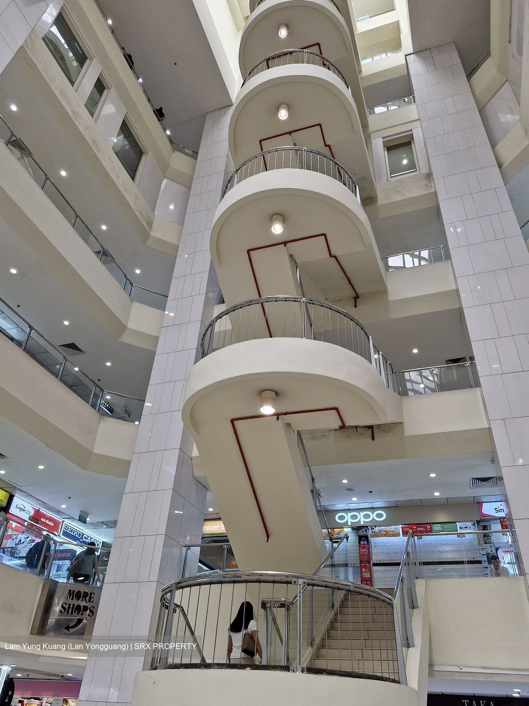Lucky Plaza (D9), Retail #594370671